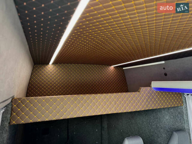 Белый Мерседес Sprinter, объемом двигателя 2.2 л и пробегом 251 тыс. км за 32800 $, фото 15 на Automoto.ua