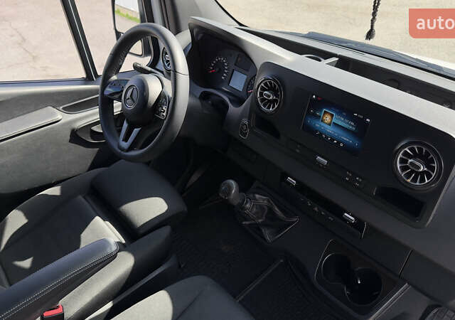 Белый Мерседес Sprinter, объемом двигателя 2.14 л и пробегом 230 тыс. км за 36000 $, фото 13 на Automoto.ua