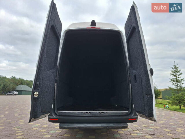 Белый Мерседес Sprinter, объемом двигателя 0 л и пробегом 320 тыс. км за 46000 $, фото 18 на Automoto.ua