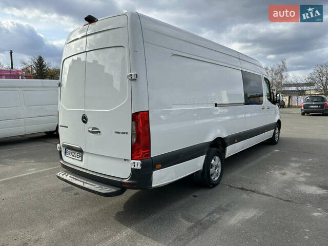 Белый Мерседес Sprinter, объемом двигателя 2.14 л и пробегом 550 тыс. км за 32000 $, фото 5 на Automoto.ua