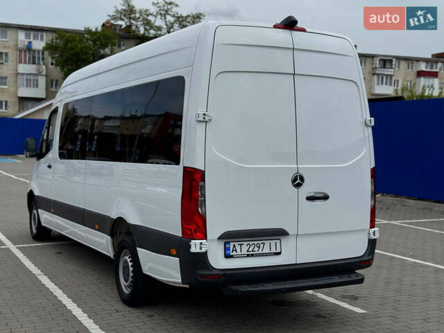 Белый Мерседес Sprinter, объемом двигателя 2.2 л и пробегом 251 тыс. км за 32800 $, фото 9 на Automoto.ua