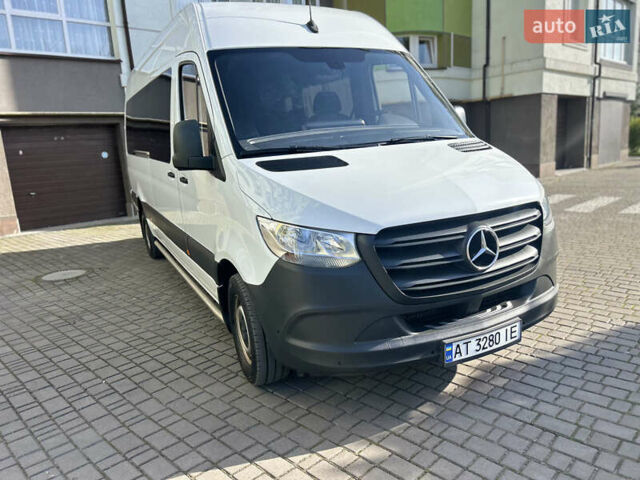 Белый Мерседес Sprinter, объемом двигателя 0 л и пробегом 380 тыс. км за 37700 $, фото 23 на Automoto.ua