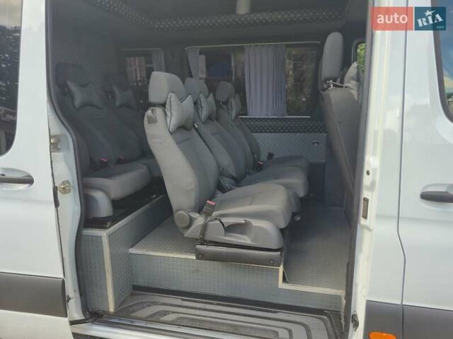 Білий Мерседес Sprinter, об'ємом двигуна 2.14 л та пробігом 286 тис. км за 32500 $, фото 3 на Automoto.ua