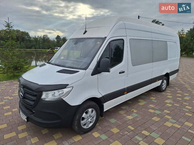 Белый Мерседес Sprinter, объемом двигателя 0 л и пробегом 320 тыс. км за 46000 $, фото 1 на Automoto.ua