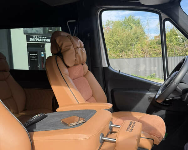 Белый Мерседес Sprinter, объемом двигателя 2.14 л и пробегом 209 тыс. км за 61800 $, фото 15 на Automoto.ua