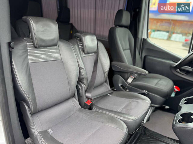Белый Мерседес Sprinter, объемом двигателя 2.2 л и пробегом 251 тыс. км за 32800 $, фото 12 на Automoto.ua