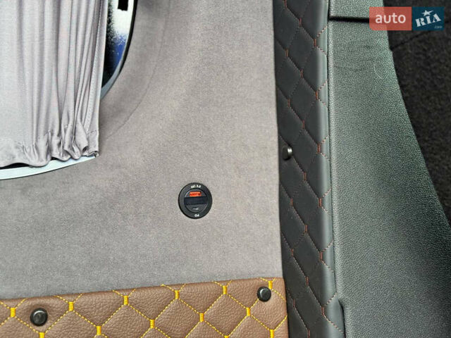 Белый Мерседес Sprinter, объемом двигателя 2.2 л и пробегом 251 тыс. км за 32800 $, фото 18 на Automoto.ua