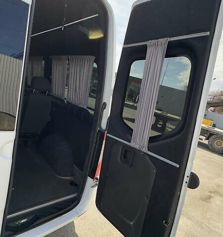 Белый Мерседес Sprinter, объемом двигателя 2.14 л и пробегом 230 тыс. км за 36000 $, фото 8 на Automoto.ua