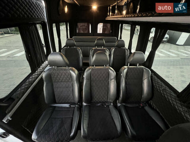 Белый Мерседес Sprinter, объемом двигателя 2.14 л и пробегом 470 тыс. км за 32999 $, фото 67 на Automoto.ua