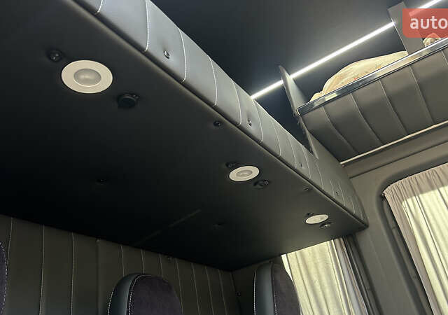 Белый Мерседес Sprinter, объемом двигателя 0 л и пробегом 380 тыс. км за 37700 $, фото 43 на Automoto.ua