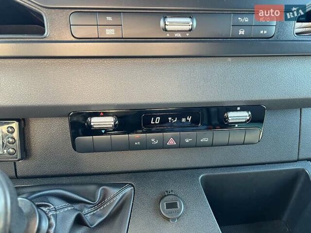 Белый Мерседес Sprinter, объемом двигателя 2.99 л и пробегом 357 тыс. км за 43682 $, фото 15 на Automoto.ua
