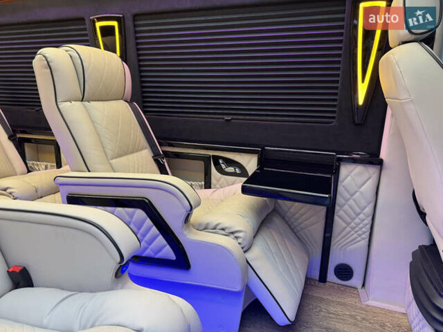 Белый Мерседес Sprinter, объемом двигателя 2.14 л и пробегом 375 тыс. км за 69000 $, фото 8 на Automoto.ua