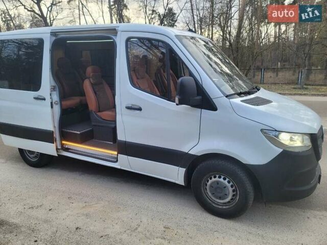 Белый Мерседес Sprinter, объемом двигателя 2.14 л и пробегом 250 тыс. км за 25000 $, фото 10 на Automoto.ua