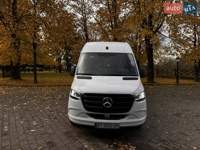 Белый Мерседес Sprinter, объемом двигателя 2.2 л и пробегом 347 тыс. км за 32800 $, фото 9 на Automoto.ua
