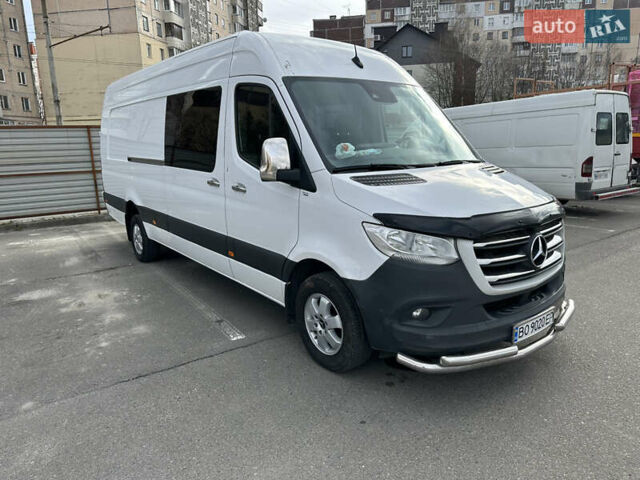 Белый Мерседес Sprinter, объемом двигателя 2.14 л и пробегом 550 тыс. км за 32000 $, фото 3 на Automoto.ua