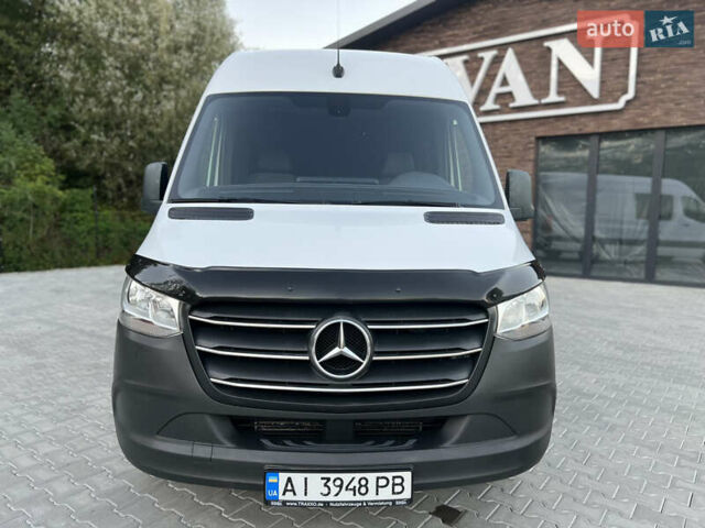 Белый Мерседес Sprinter, объемом двигателя 2.1 л и пробегом 450 тыс. км за 32300 $, фото 19 на Automoto.ua