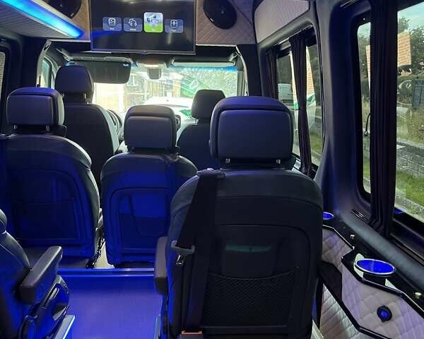 Белый Мерседес Sprinter, объемом двигателя 2.14 л и пробегом 470 тыс. км за 31000 $, фото 3 на Automoto.ua