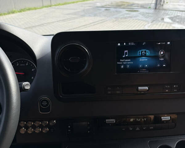 Белый Мерседес Sprinter, объемом двигателя 2.14 л и пробегом 209 тыс. км за 61800 $, фото 20 на Automoto.ua