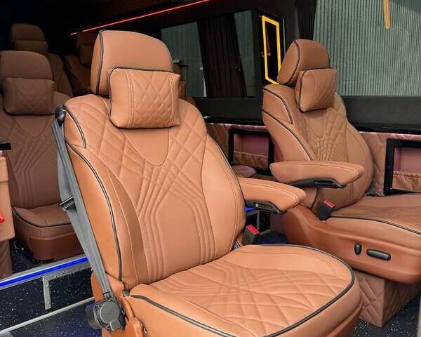 Білий Мерседес Sprinter, об'ємом двигуна 2.14 л та пробігом 260 тис. км за 47000 $, фото 12 на Automoto.ua