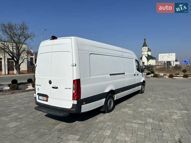 Белый Мерседес Sprinter, объемом двигателя 2.14 л и пробегом 230 тыс. км за 26499 $, фото 8 на Automoto.ua