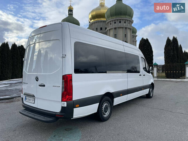 Белый Мерседес Sprinter, объемом двигателя 2.14 л и пробегом 195 тыс. км за 31300 $, фото 4 на Automoto.ua