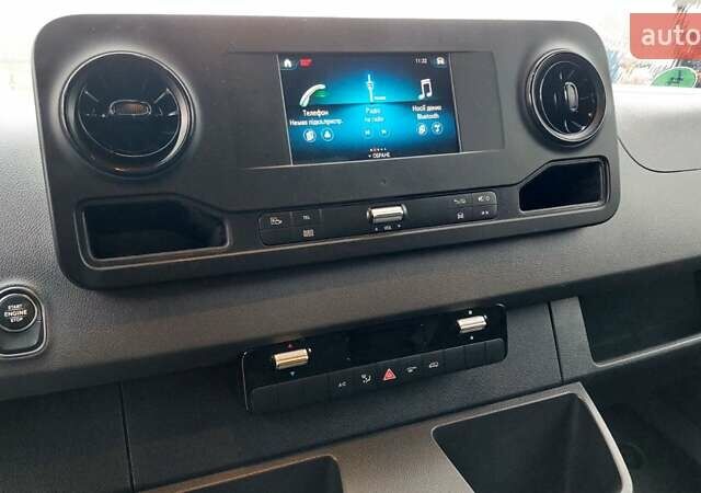 Белый Мерседес Sprinter, объемом двигателя 2.14 л и пробегом 263 тыс. км за 25900 $, фото 14 на Automoto.ua