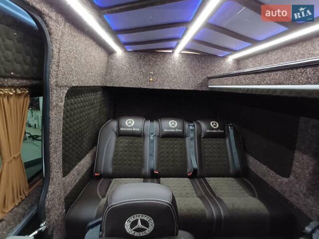 Белый Мерседес Sprinter, объемом двигателя 2.9 л и пробегом 365 тыс. км за 41999 $, фото 39 на Automoto.ua