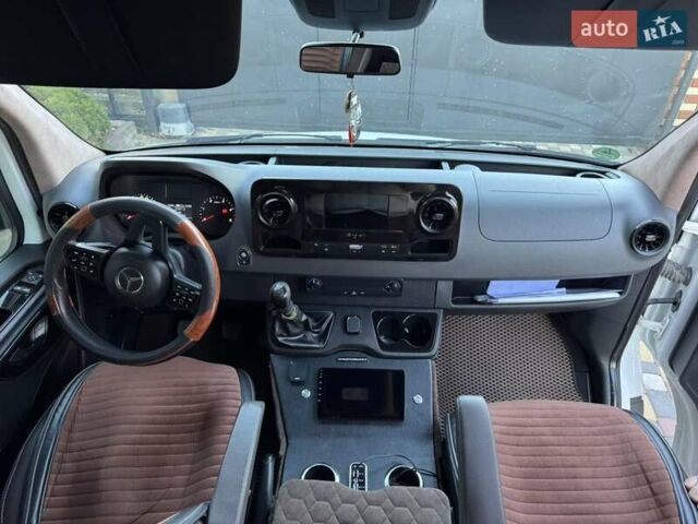 Белый Мерседес Sprinter, объемом двигателя 2.99 л и пробегом 382 тыс. км за 41999 $, фото 23 на Automoto.ua