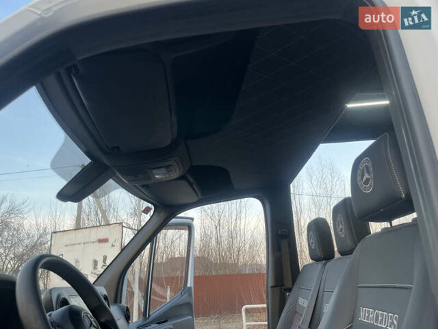 Белый Мерседес Sprinter, объемом двигателя 3 л и пробегом 200 тыс. км за 43888 $, фото 73 на Automoto.ua