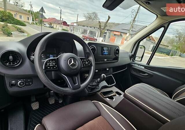 Белый Мерседес Sprinter, объемом двигателя 2.14 л и пробегом 301 тыс. км за 45400 $, фото 9 на Automoto.ua