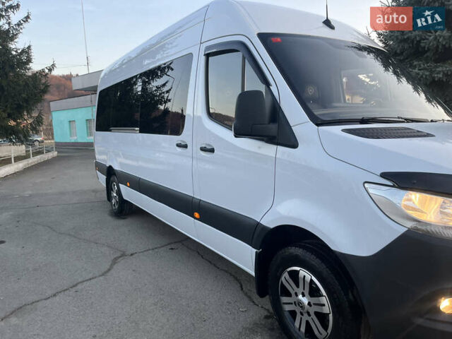 Белый Мерседес Sprinter, объемом двигателя 3 л и пробегом 200 тыс. км за 43888 $, фото 35 на Automoto.ua