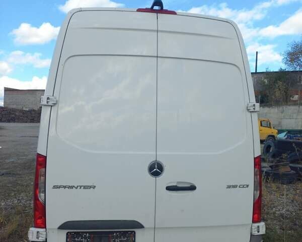 Білий Мерседес Sprinter, об'ємом двигуна 3 л та пробігом 190 тис. км за 19500 $, фото 1 на Automoto.ua
