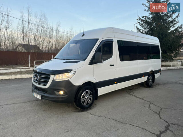 Белый Мерседес Sprinter, объемом двигателя 3 л и пробегом 200 тыс. км за 43888 $, фото 5 на Automoto.ua