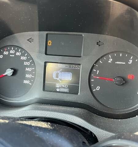 Белый Мерседес Sprinter, объемом двигателя 2.99 л и пробегом 294 тыс. км за 42500 $, фото 42 на Automoto.ua
