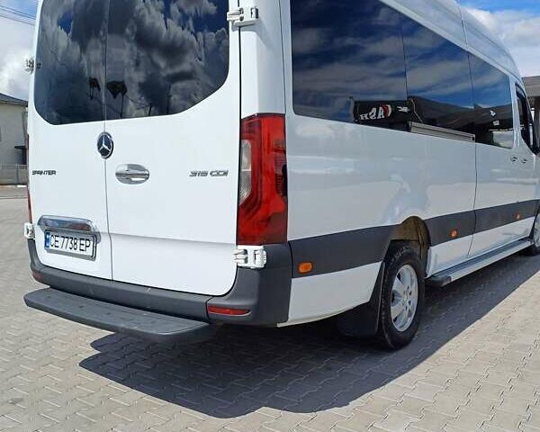 Белый Мерседес Sprinter, объемом двигателя 2.9 л и пробегом 365 тыс. км за 41999 $, фото 57 на Automoto.ua