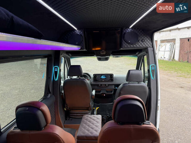 Білий Мерседес Sprinter, об'ємом двигуна 2 л та пробігом 295 тис. км за 44777 $, фото 71 на Automoto.ua