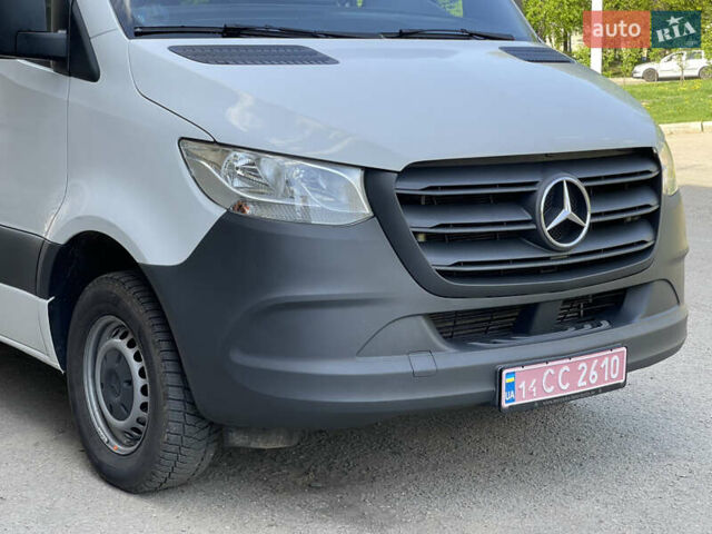 Белый Мерседес Sprinter, объемом двигателя 2.99 л и пробегом 126 тыс. км за 43266 $, фото 91 на Automoto.ua