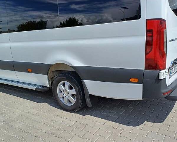 Белый Мерседес Sprinter, объемом двигателя 2.9 л и пробегом 365 тыс. км за 41999 $, фото 55 на Automoto.ua