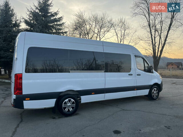Белый Мерседес Sprinter, объемом двигателя 3 л и пробегом 200 тыс. км за 43888 $, фото 14 на Automoto.ua