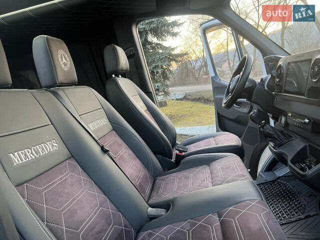 Белый Мерседес Sprinter, объемом двигателя 3 л и пробегом 200 тыс. км за 43888 $, фото 82 на Automoto.ua