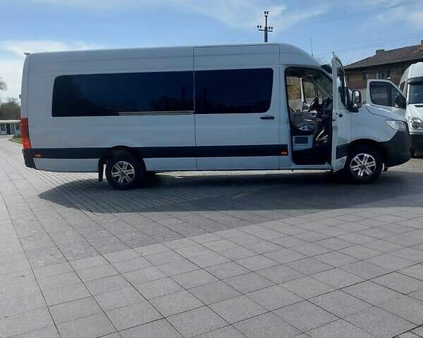 Белый Мерседес Sprinter, объемом двигателя 2.2 л и пробегом 274 тыс. км за 54500 $, фото 35 на Automoto.ua