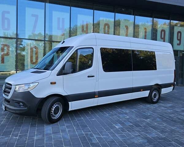 Белый Мерседес Sprinter, объемом двигателя 2.14 л и пробегом 453 тыс. км за 34299 $, фото 6 на Automoto.ua