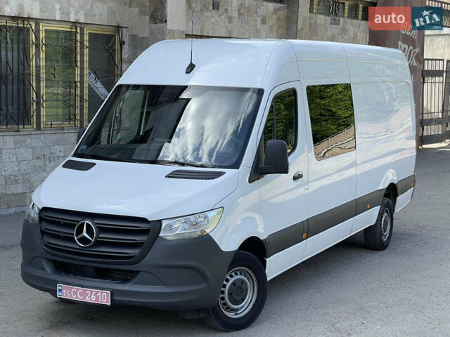 Белый Мерседес Sprinter, объемом двигателя 2.99 л и пробегом 126 тыс. км за 43266 $, фото 4 на Automoto.ua