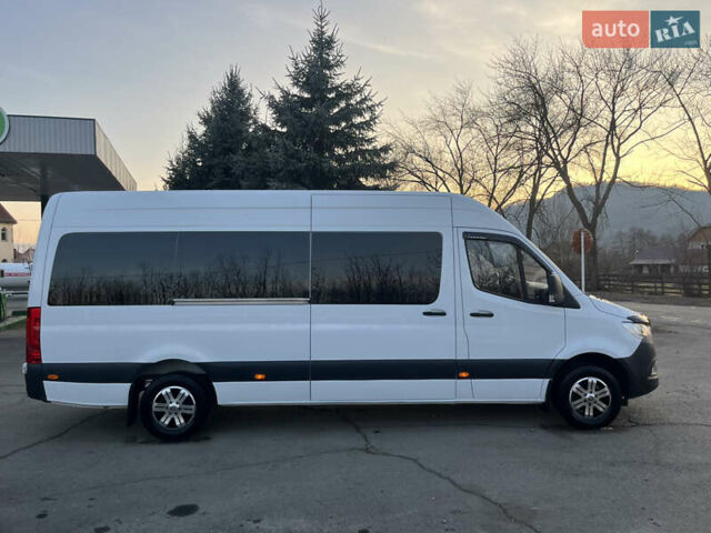 Белый Мерседес Sprinter, объемом двигателя 3 л и пробегом 200 тыс. км за 43888 $, фото 15 на Automoto.ua