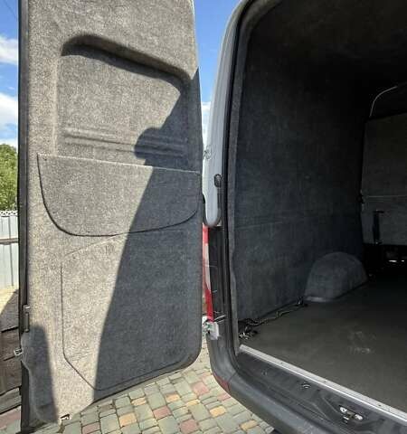 Белый Мерседес Sprinter, объемом двигателя 2.99 л и пробегом 294 тыс. км за 42500 $, фото 27 на Automoto.ua