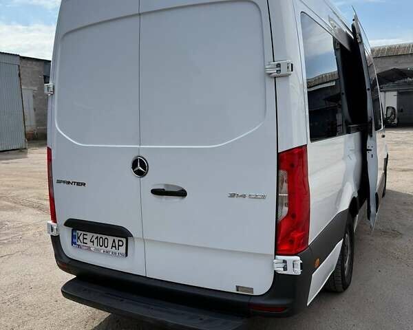 Білий Мерседес Sprinter, об'ємом двигуна 2.14 л та пробігом 260 тис. км за 47000 $, фото 3 на Automoto.ua