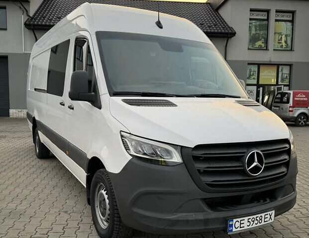 Белый Мерседес Sprinter, объемом двигателя 2.99 л и пробегом 460 тыс. км за 45634 $, фото 6 на Automoto.ua