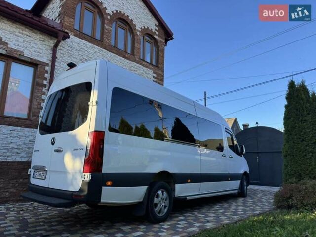 Белый Мерседес Sprinter, объемом двигателя 2.99 л и пробегом 382 тыс. км за 41999 $, фото 1 на Automoto.ua