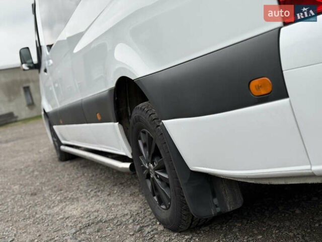Білий Мерседес Sprinter, об'ємом двигуна 2 л та пробігом 295 тис. км за 44777 $, фото 79 на Automoto.ua