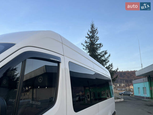 Белый Мерседес Sprinter, объемом двигателя 3 л и пробегом 200 тыс. км за 43888 $, фото 43 на Automoto.ua